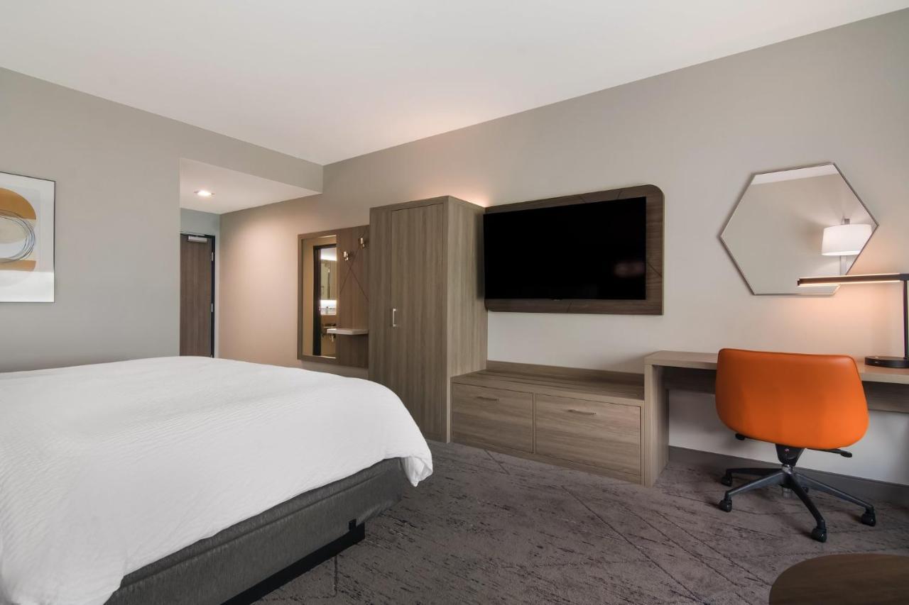 Holiday Inn Express & Suites - Springdale - Fayetteville Area Bagian luar foto
