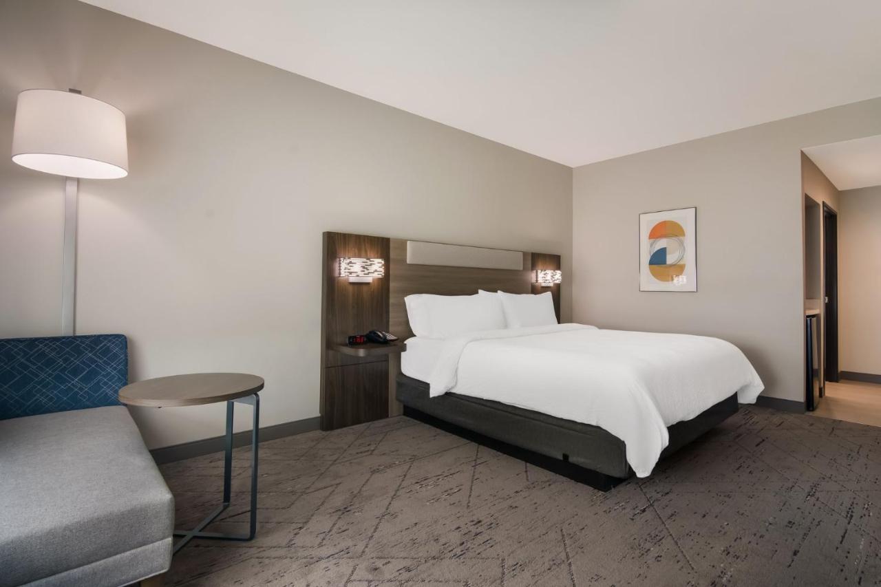Holiday Inn Express & Suites - Springdale - Fayetteville Area Bagian luar foto