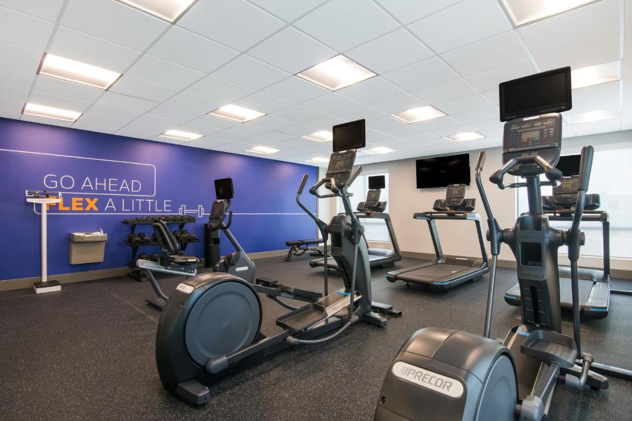 Holiday Inn Express & Suites - Springdale - Fayetteville Area Bagian luar foto