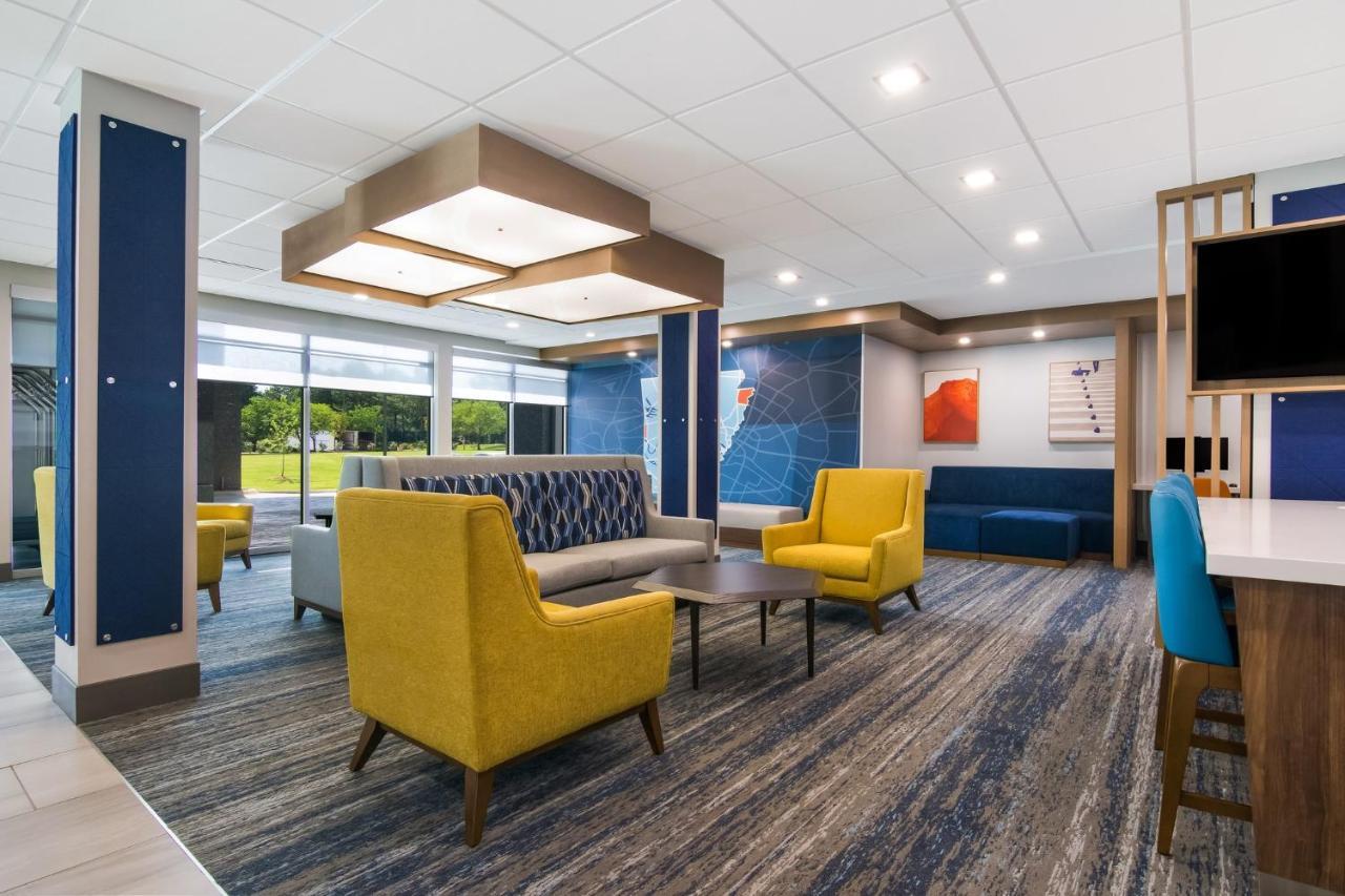 Holiday Inn Express & Suites - Springdale - Fayetteville Area Bagian luar foto