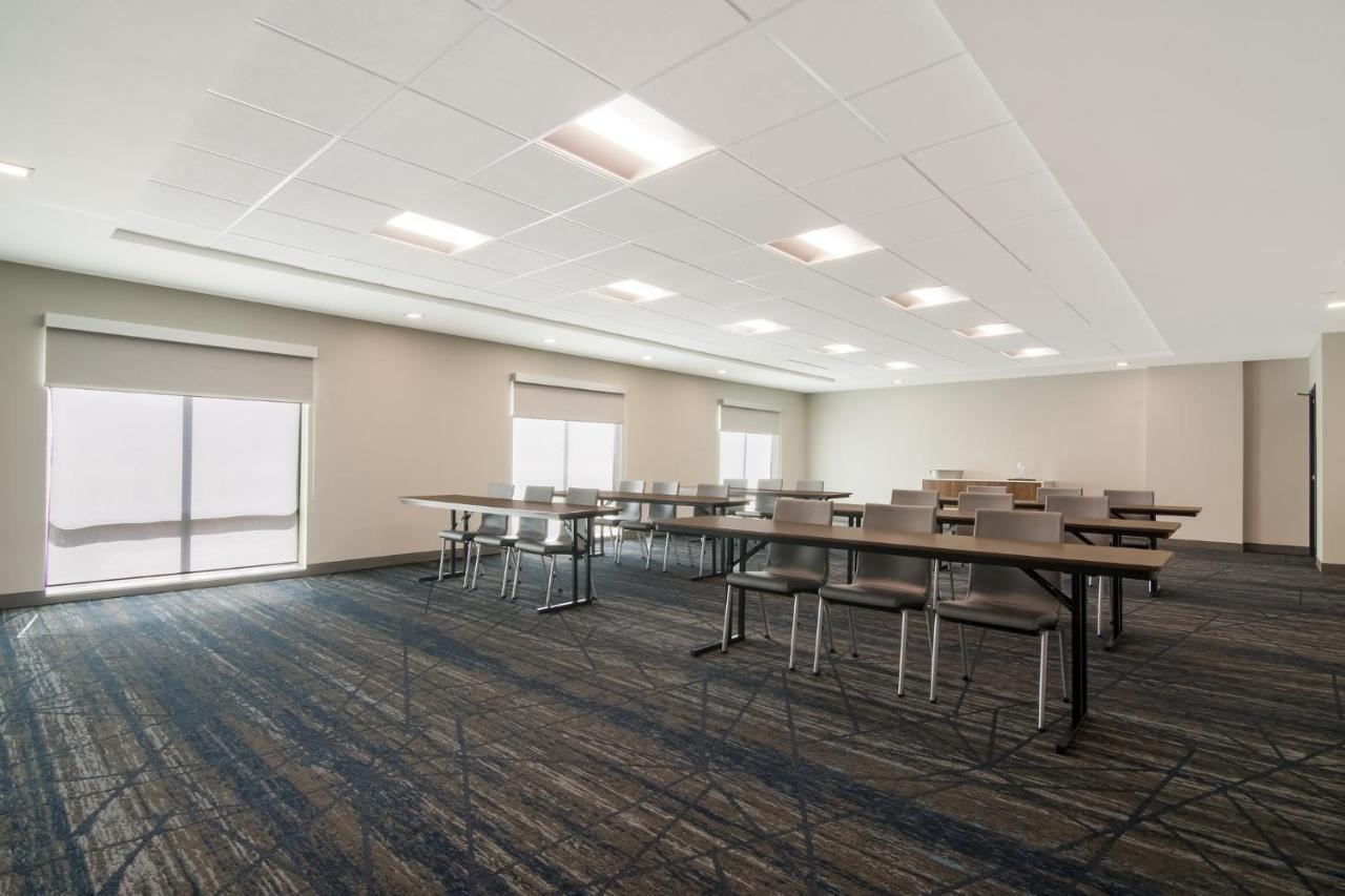Holiday Inn Express & Suites - Springdale - Fayetteville Area Bagian luar foto